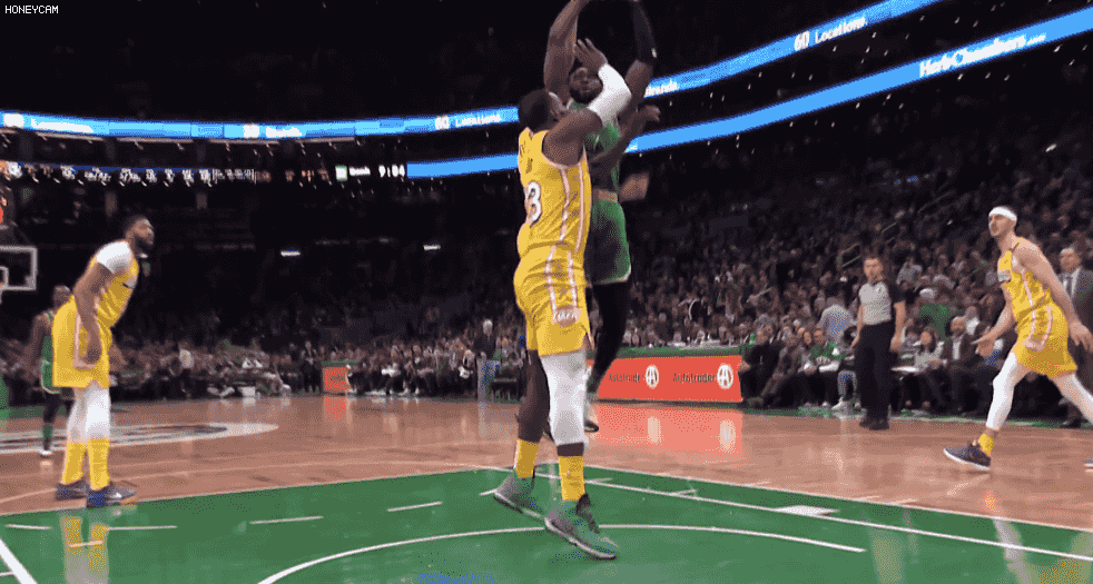 NBA半场：亚历山大17分，浓眉0分，雷霆63-48领先独行侠（半场战报：亚历山大砍下17分，浓眉无分进账，雷霆63-48暂领先独行侠）