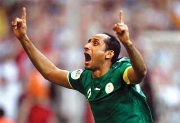 记者：热刺、红军有意红牛球员迪奥曼德，都已和球员团队接触（记者曝：热刺与利物浦相中红牛后卫迪奥曼德，已与其团队接洽）