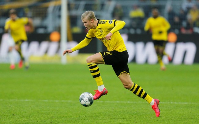 北京vs新疆前瞻：赵睿陈盈骏PK齐麟，周琦出战成疑（京疆对决前瞻：赵睿、陈盈骏对垒齐麟，周琦能否登场成疑）