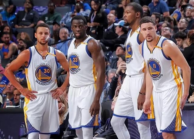 杨瀚森本周飞行距离高达13791公里，在飞机上度过了近27小时（杨瀚森一周飞行里程达13791公里，空中耗时近27小时）