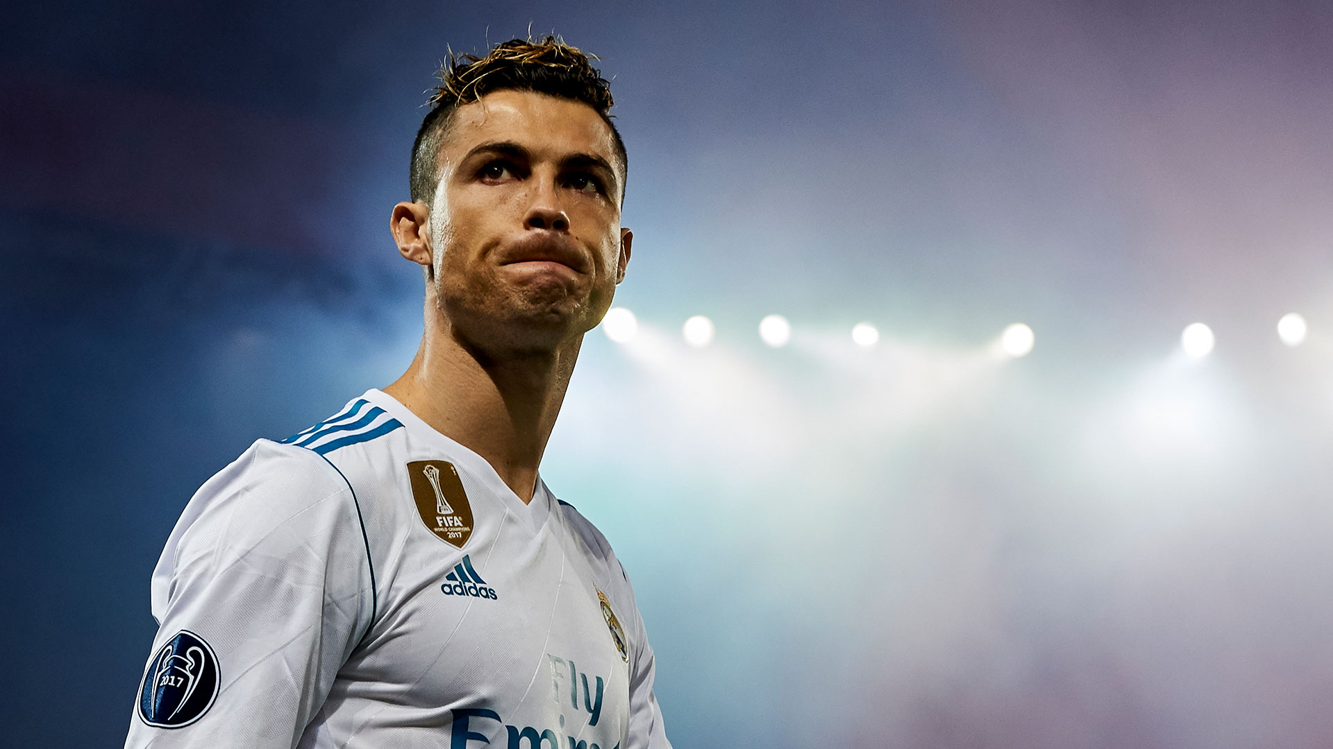 每体：战毕包诺坎普将开放45401个座位，预计座无虚席（每体：诺坎普战毕包将启用45401个席位，预计满座）