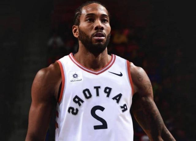 那不勒斯vs尤文图斯前瞻：那不勒斯伤兵满营 主场难擒斑马（前瞻：那不勒斯伤病潮来袭，主场拿下尤文不易）