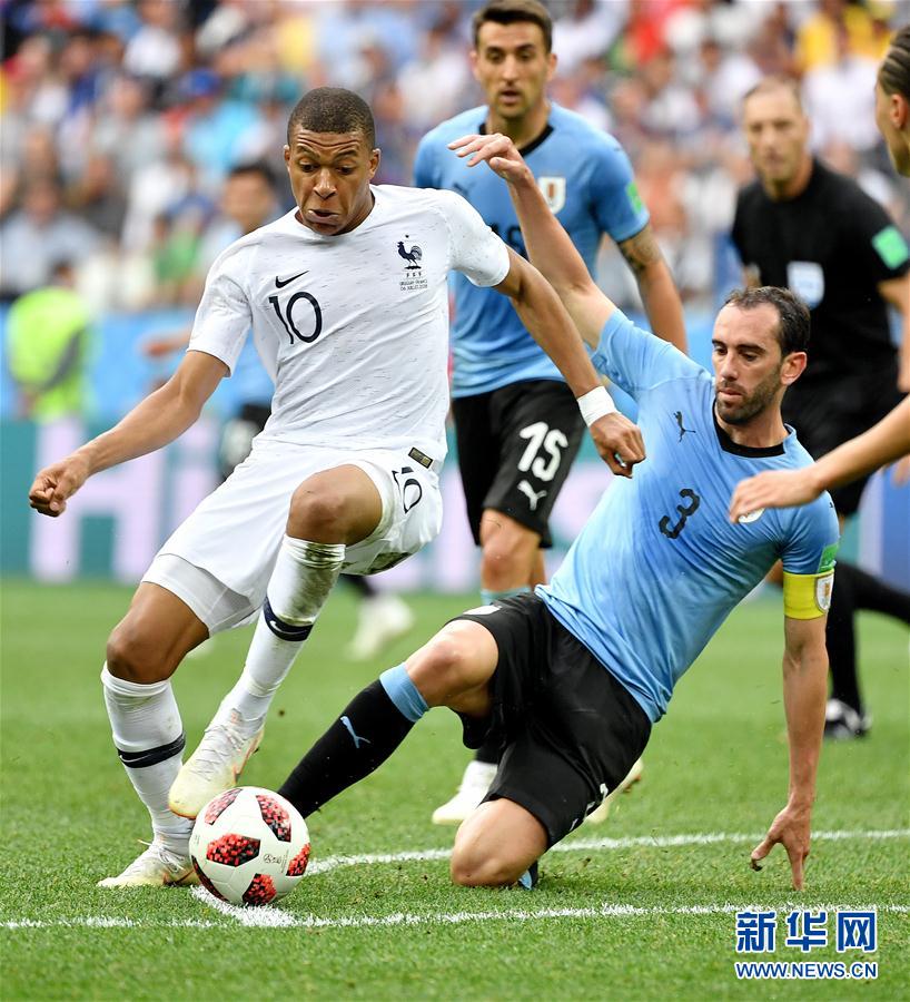 杰克逊罚球绝杀，助球队逆转胜（杰克逊关键罚球锁定胜局，球队逆转告捷）